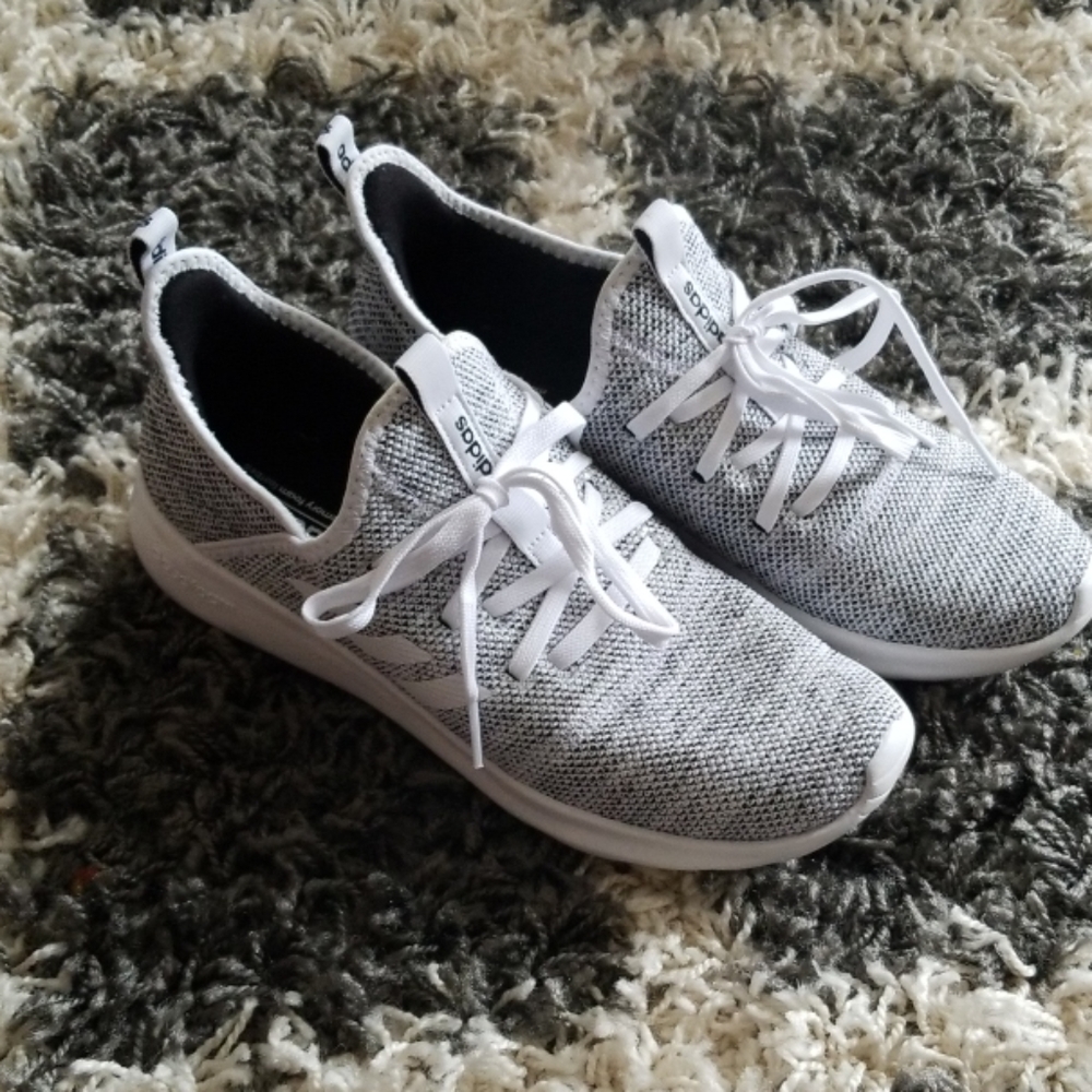 Adidas cloudfoam memory foam 9 sneakers women gym